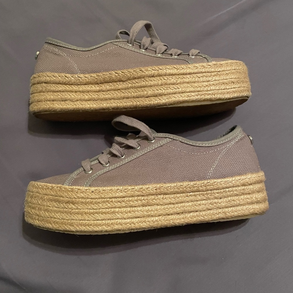 Steve Madden brand new platform canvas sneaker